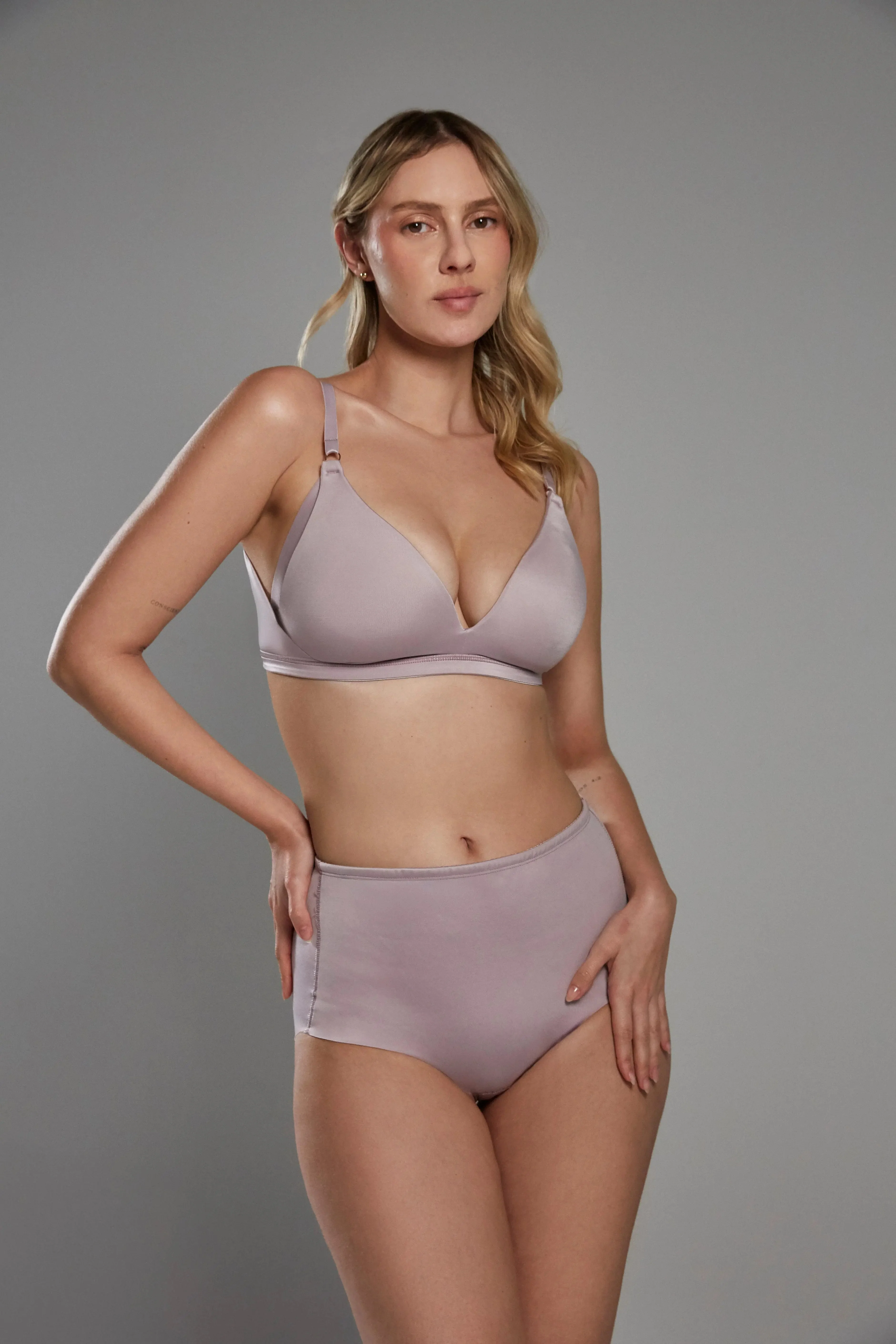 Panty clásico Diane (020838) - Image 6